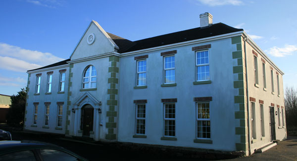 manor house main exterior